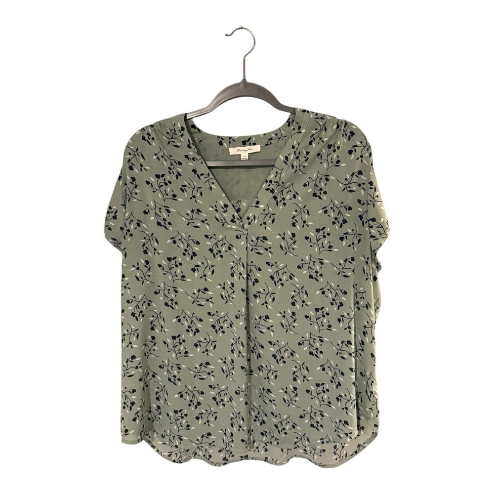Monday Fun Green & Black Flowing Short Sleeve Blouse